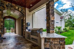 thumb_Slide19_1024.jpg